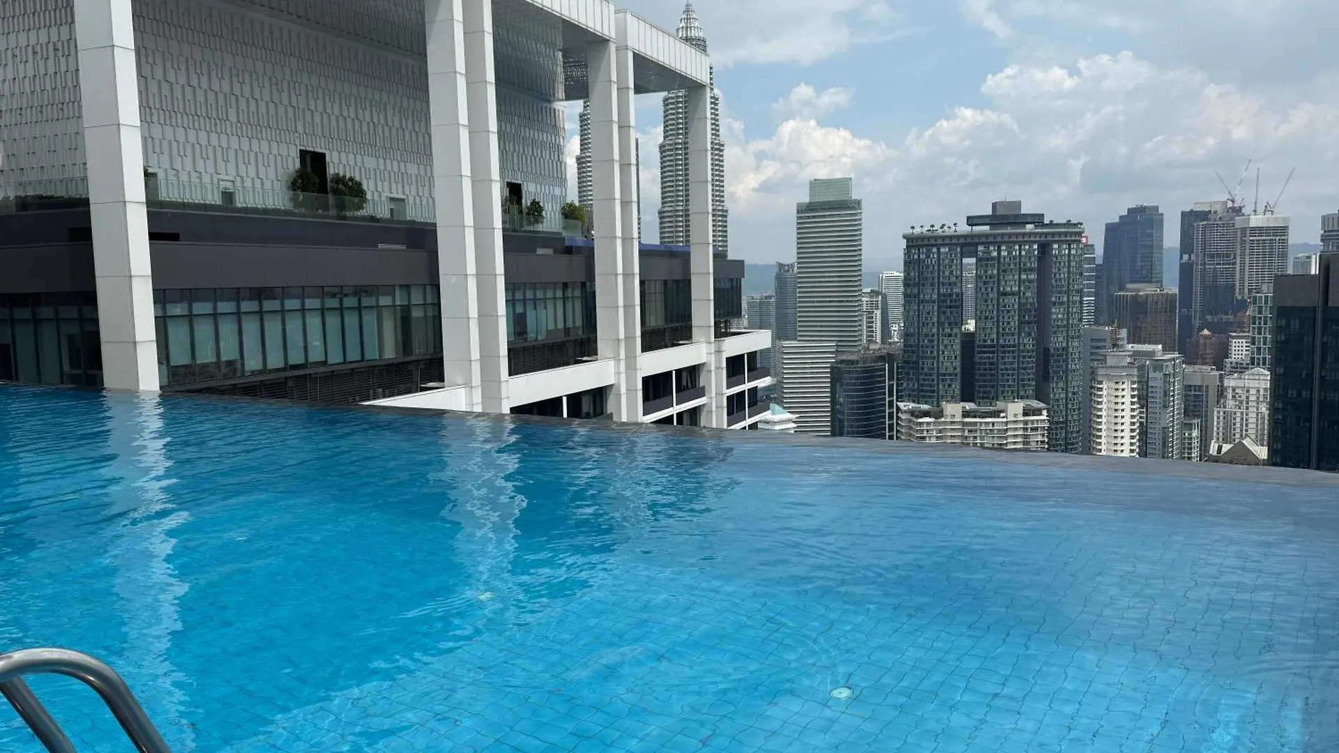 Platinum Premier Suite Klcc Kuala Lumpur 5*,